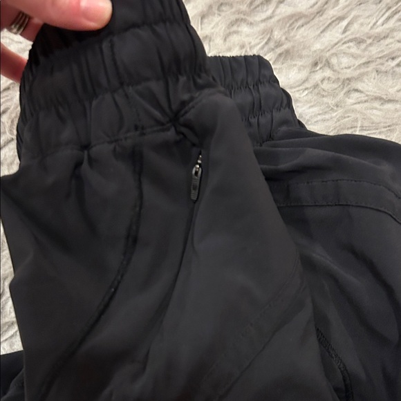 Lululemon Hottie Hot Lined Black Women's Athletic Shorts - Picture 6 of 7